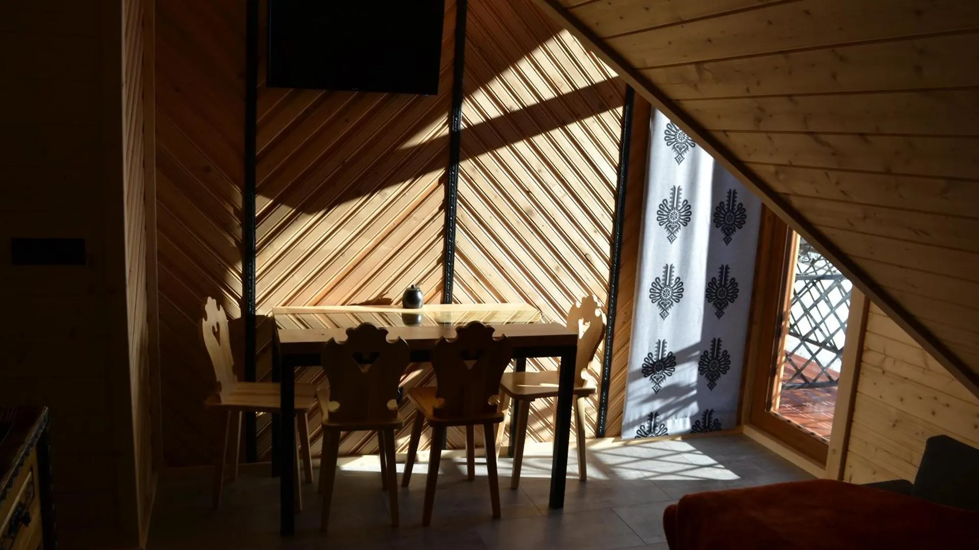 Apartamenty Widokowe Kowalski- Wooden View Apartmants Zakopane 0*,  Polen